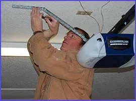 Neighborhood Garage Door Service Providence, RI 401-237-7664 - garage-doors